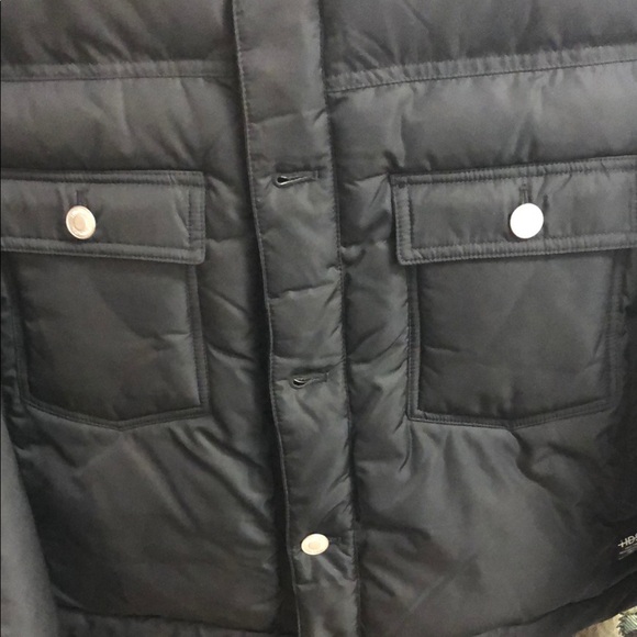 Hudson Cropped Black Puffer Jacket (not missing button was just being lazy!) - Picture 2 of 4